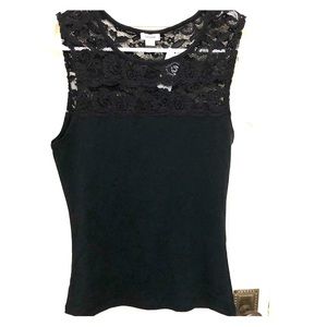 NWT Garage top with lace